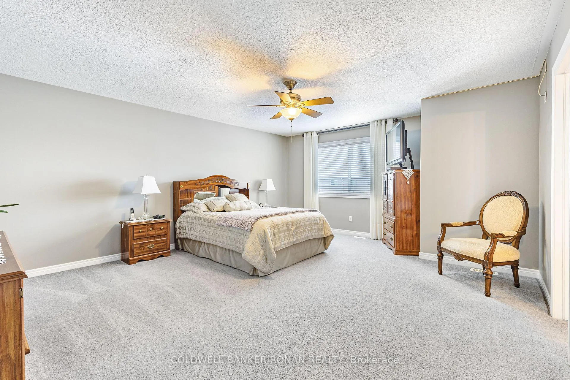 Photo 15 of 44 McMulkin Street, New Tecumseth, Alliston — HOMEH