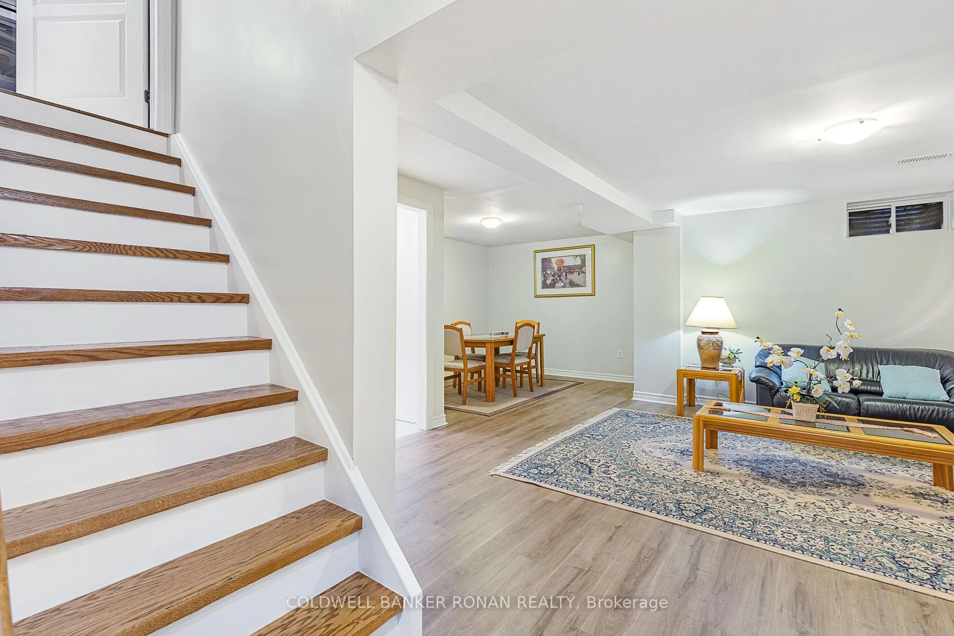 Photo 24 of 44 McMulkin Street, New Tecumseth, Alliston — HOMEH