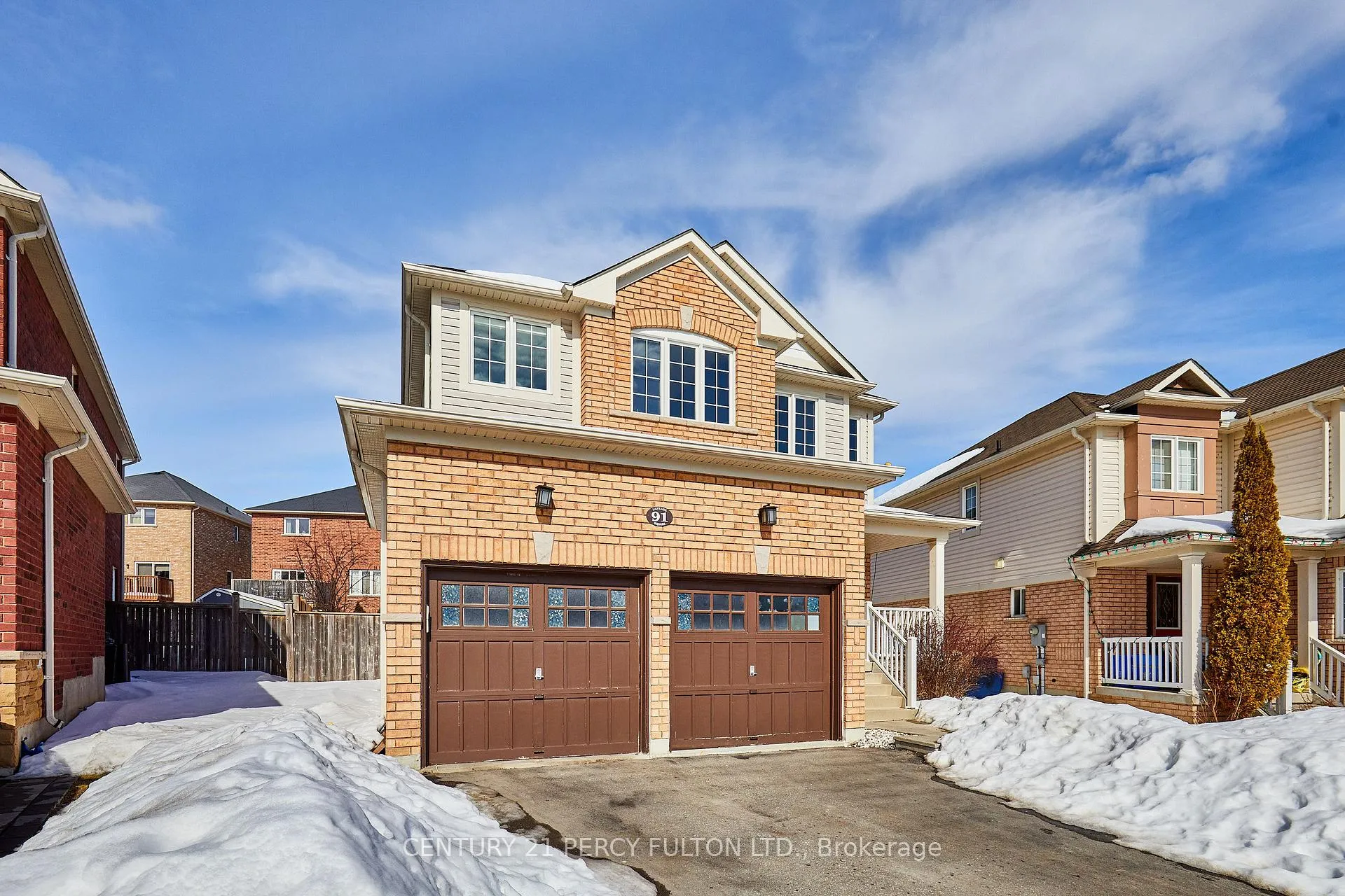 Photo 2 of 91 Laprade Square, Clarington, Bowmanville — HOMEH