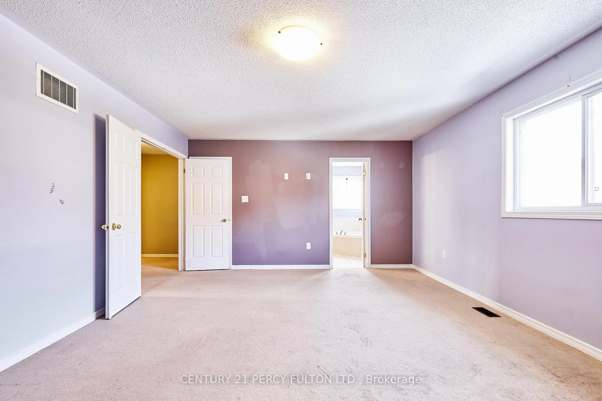 Photo 27 of 91 Laprade Square, Clarington, Bowmanville — HOMEH