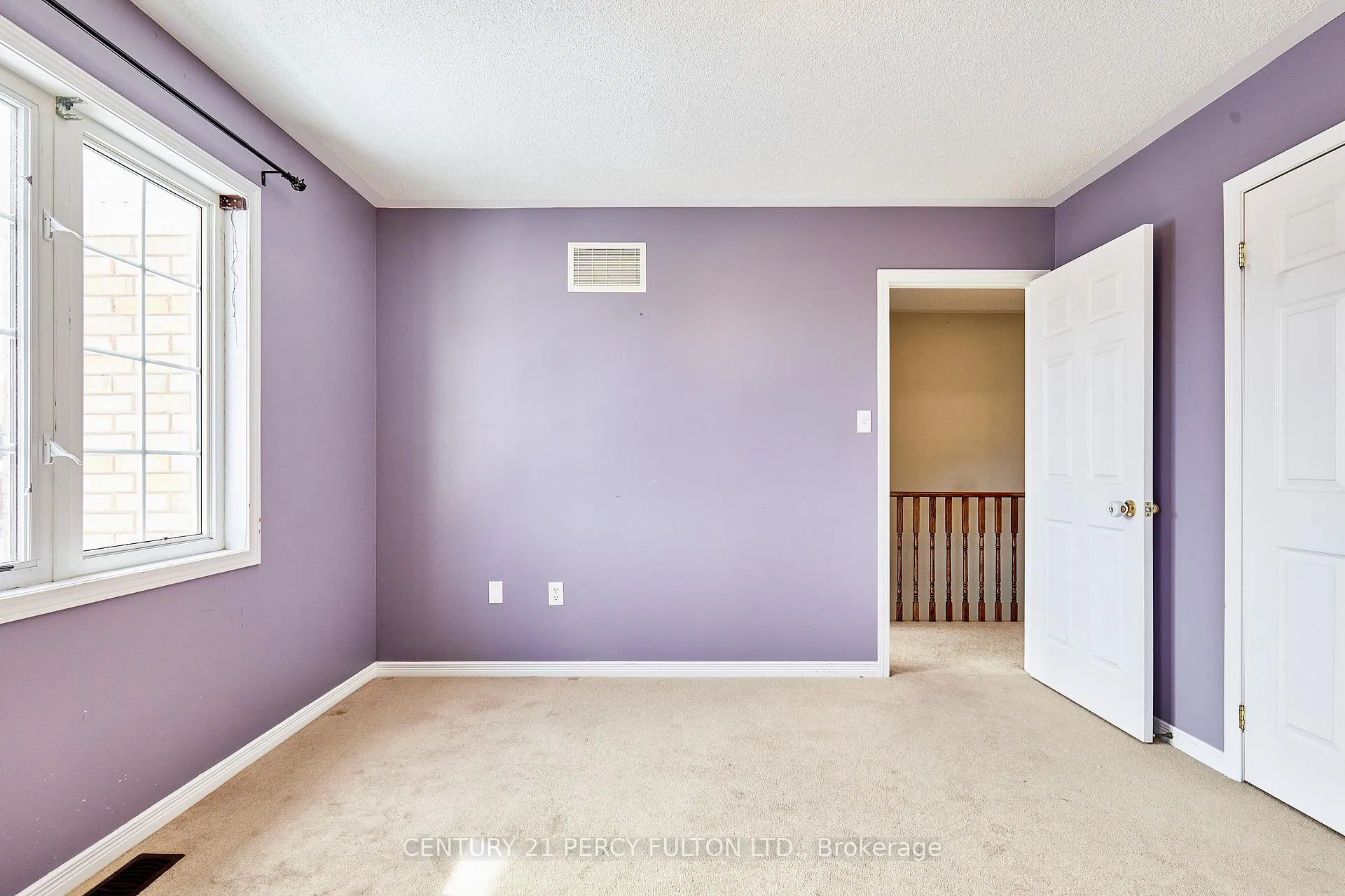 Photo 36 of 91 Laprade Square, Clarington, Bowmanville — HOMEH