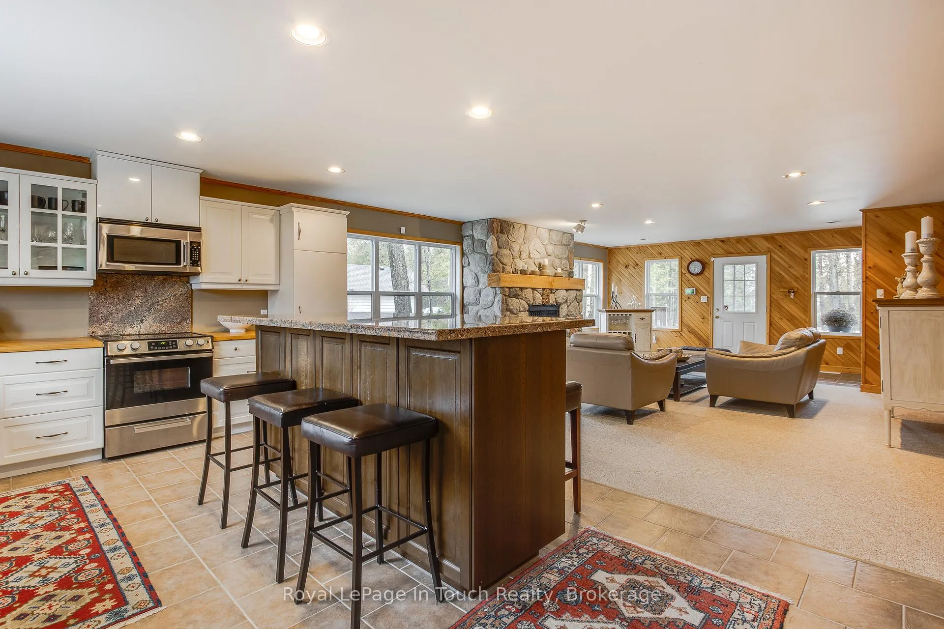 Photo 10 of 1751 Tiny Beaches Road S, Tiny, Rural Tiny — HOMEH