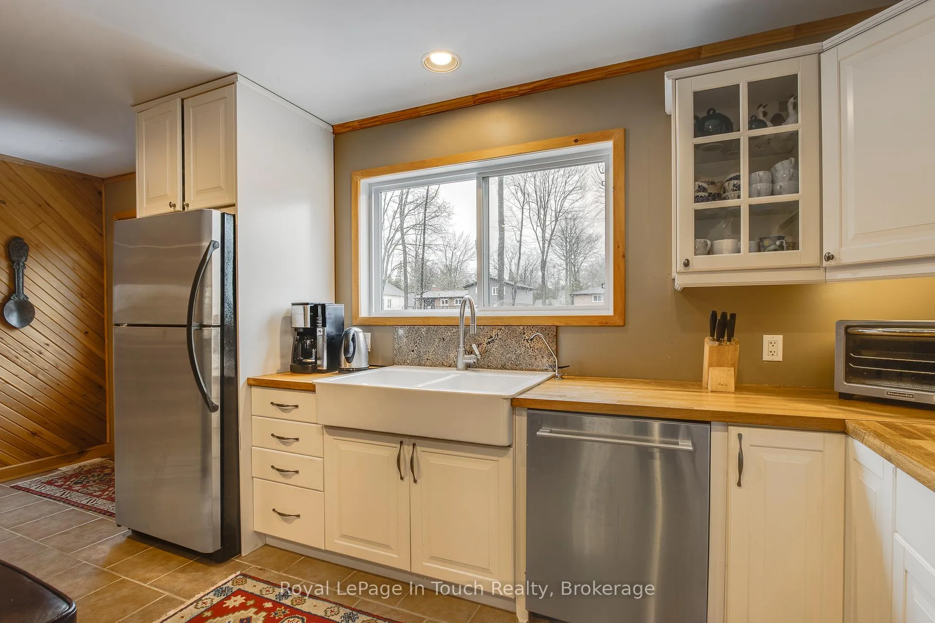 Photo 12 of 1751 Tiny Beaches Road S, Tiny, Rural Tiny — HOMEH