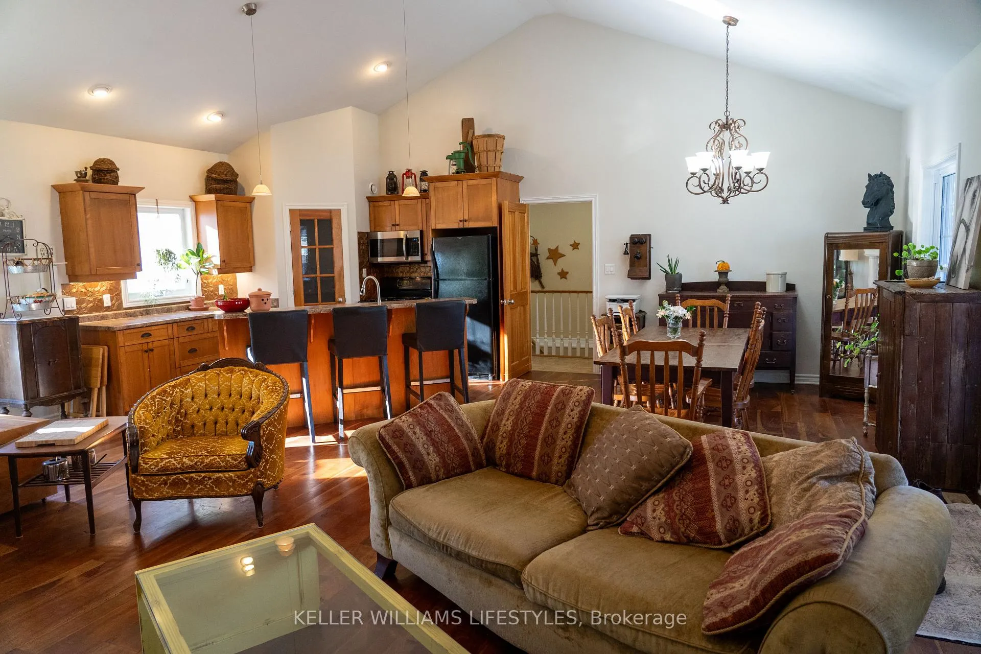 Photo 6 of 4531 Hamilton Road, Thames Centre, Dorchester — HOMEH