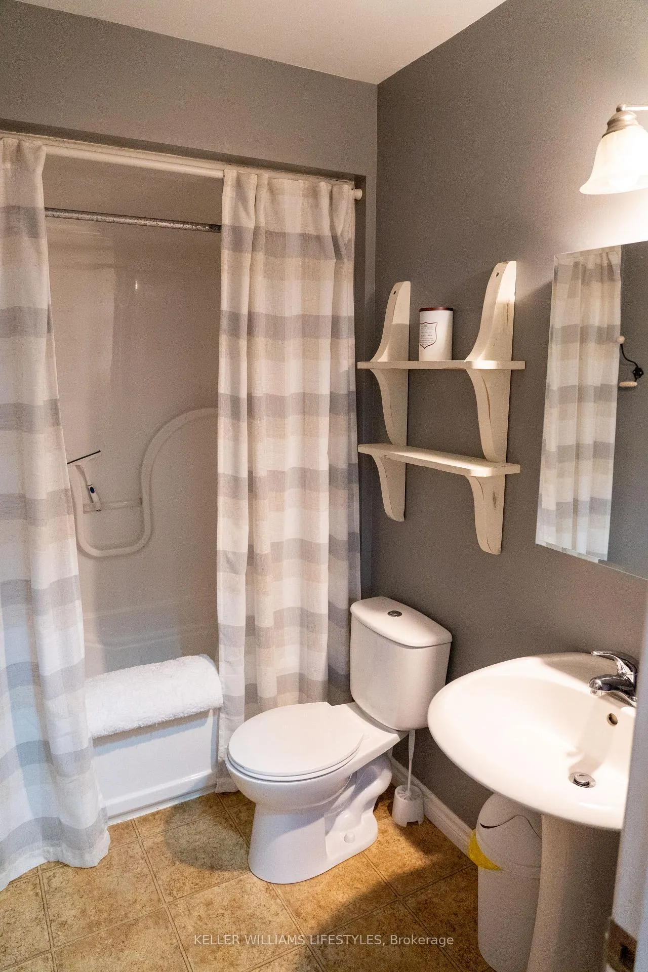 Photo 19 of 4531 Hamilton Road, Thames Centre, Dorchester — HOMEH