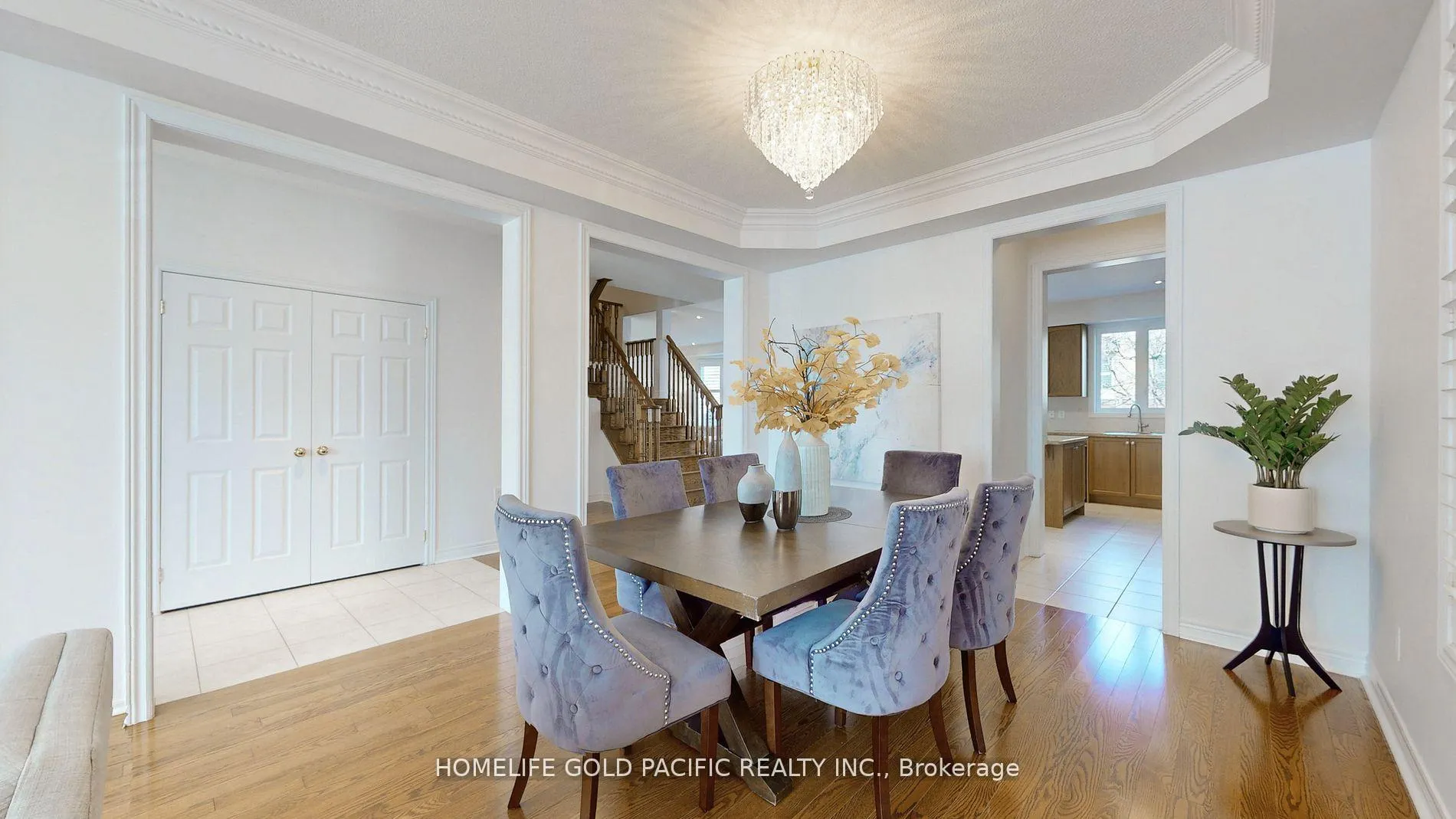Photo 8 of 24 Earnshaw Drive, Markham, Victoria Square — HOMEH