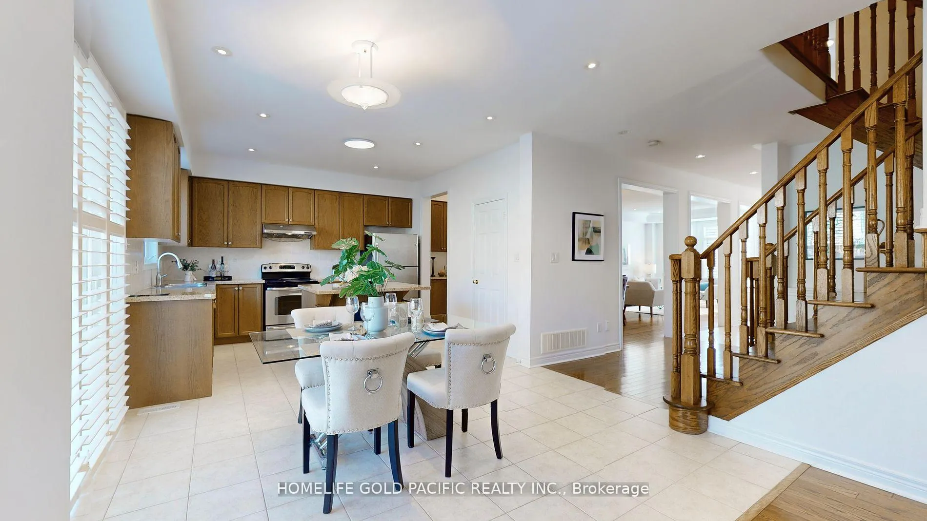 Photo 14 of 24 Earnshaw Drive, Markham, Victoria Square — HOMEH