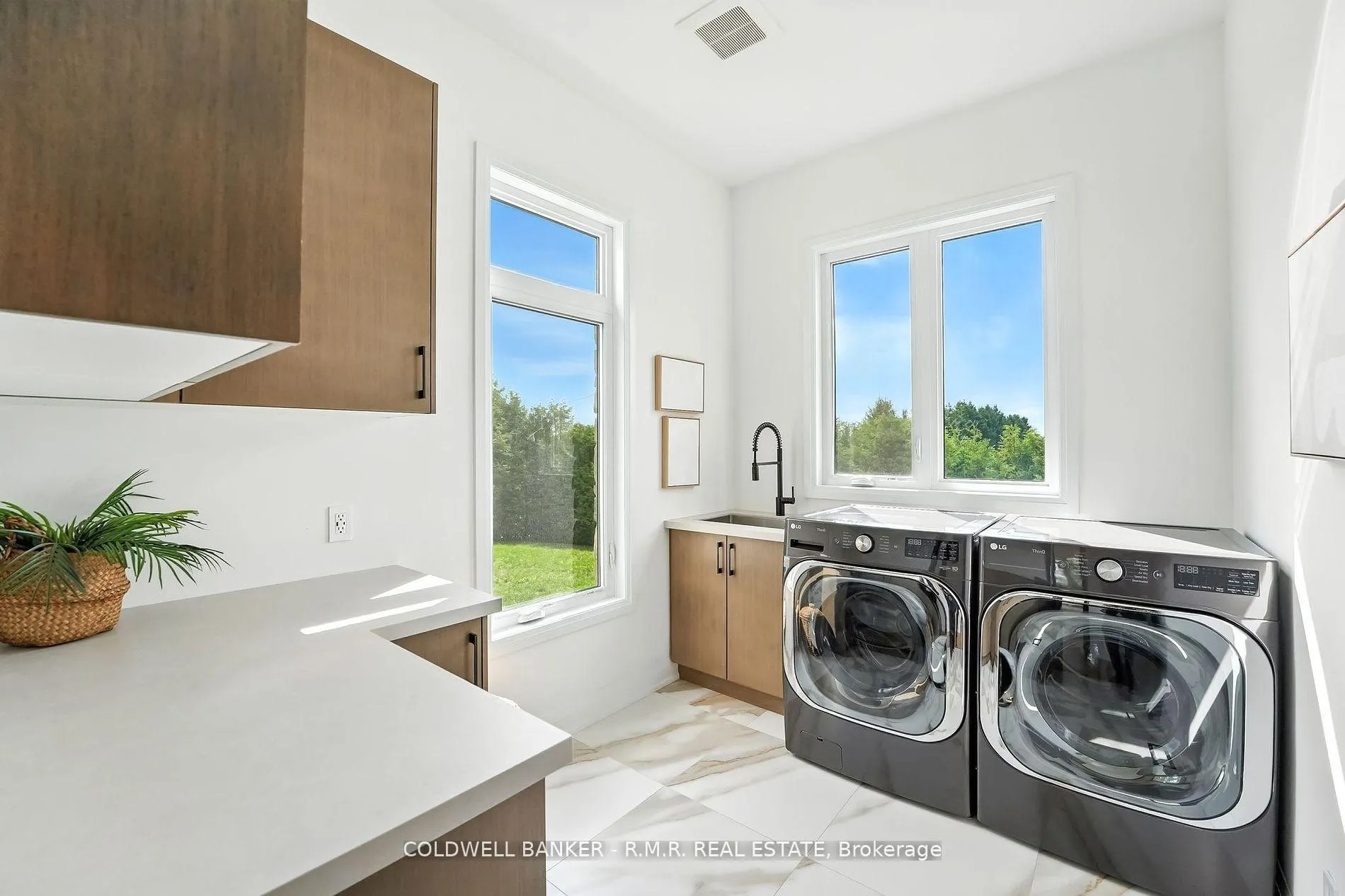 Photo 37 of 3771 Devitts Road, Scugog, Blackstock — HOMEH