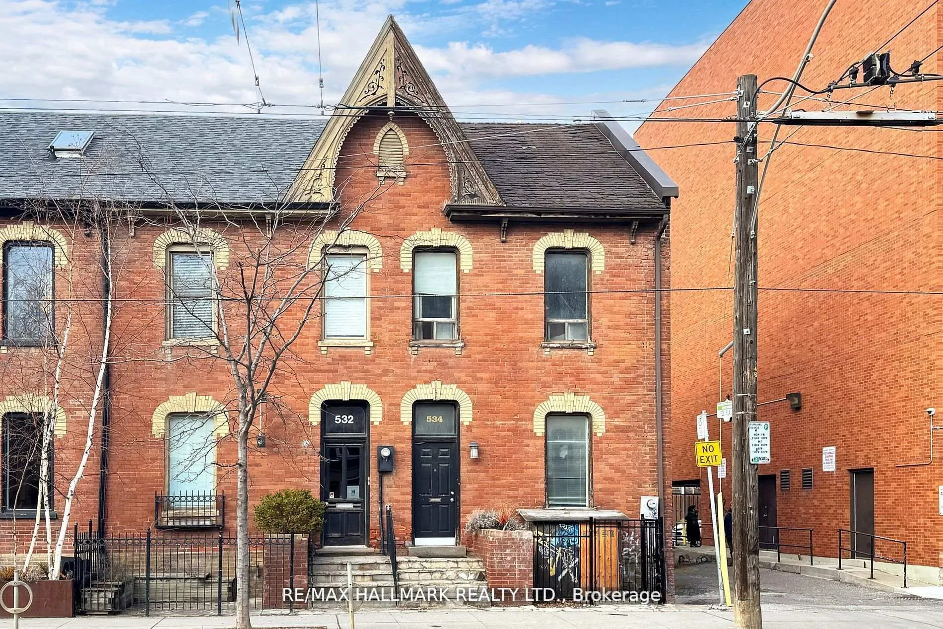 Photo 1 of 534 Queen Street E, Toronto, Regent Park — HOMEH