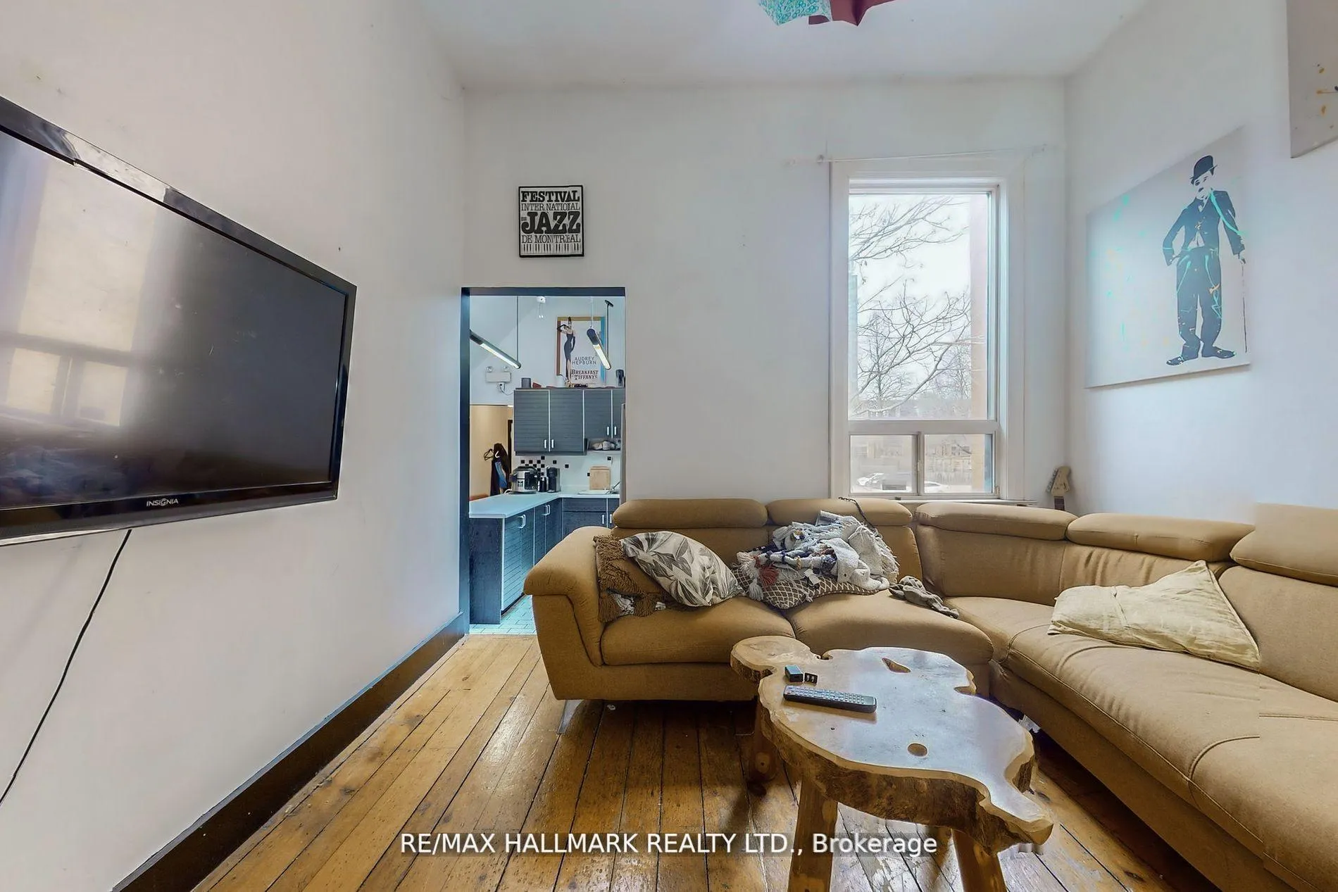 Photo 2 of 534 Queen Street E, Toronto, Regent Park — HOMEH