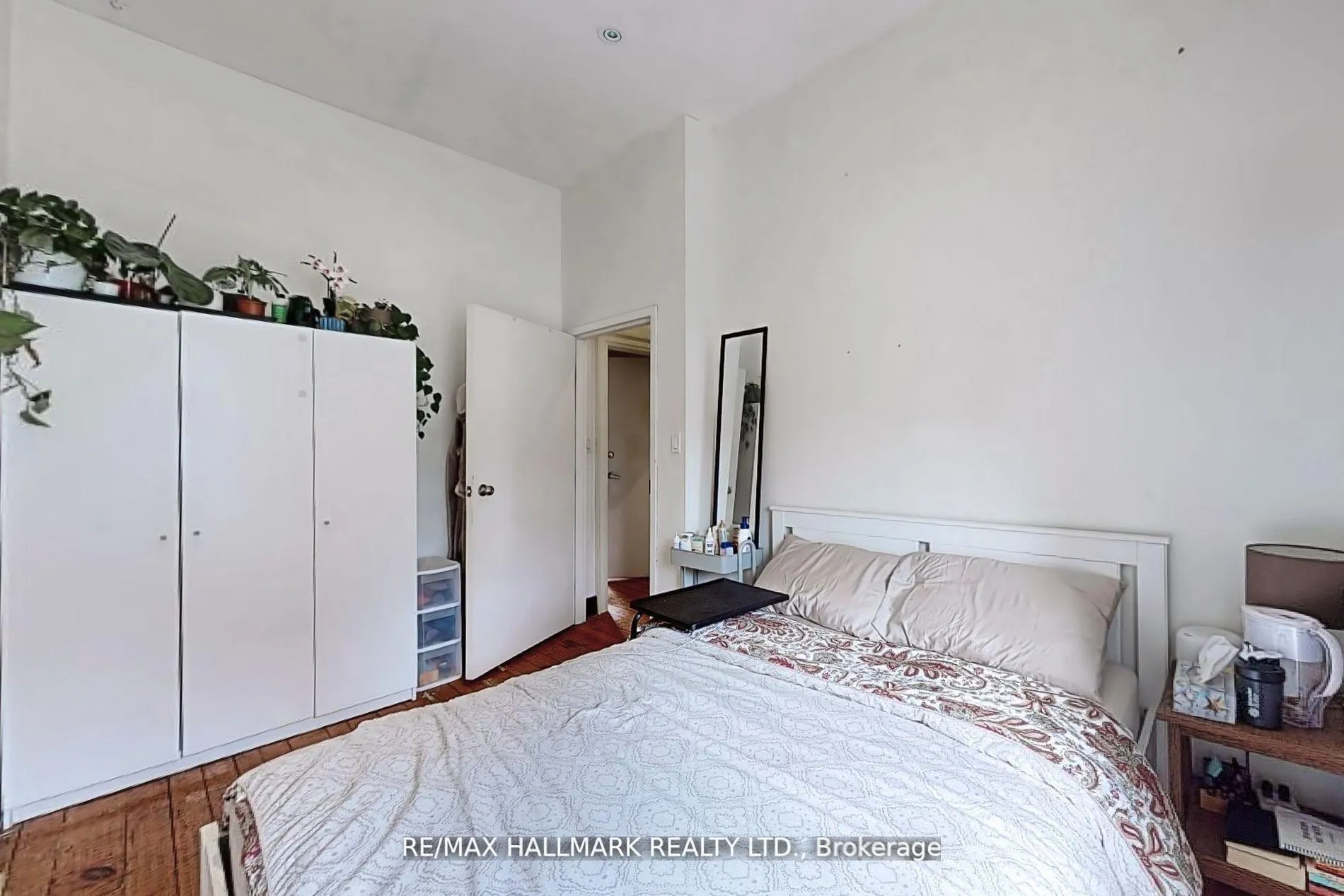Photo 10 of 534 Queen Street E, Toronto, Regent Park — HOMEH