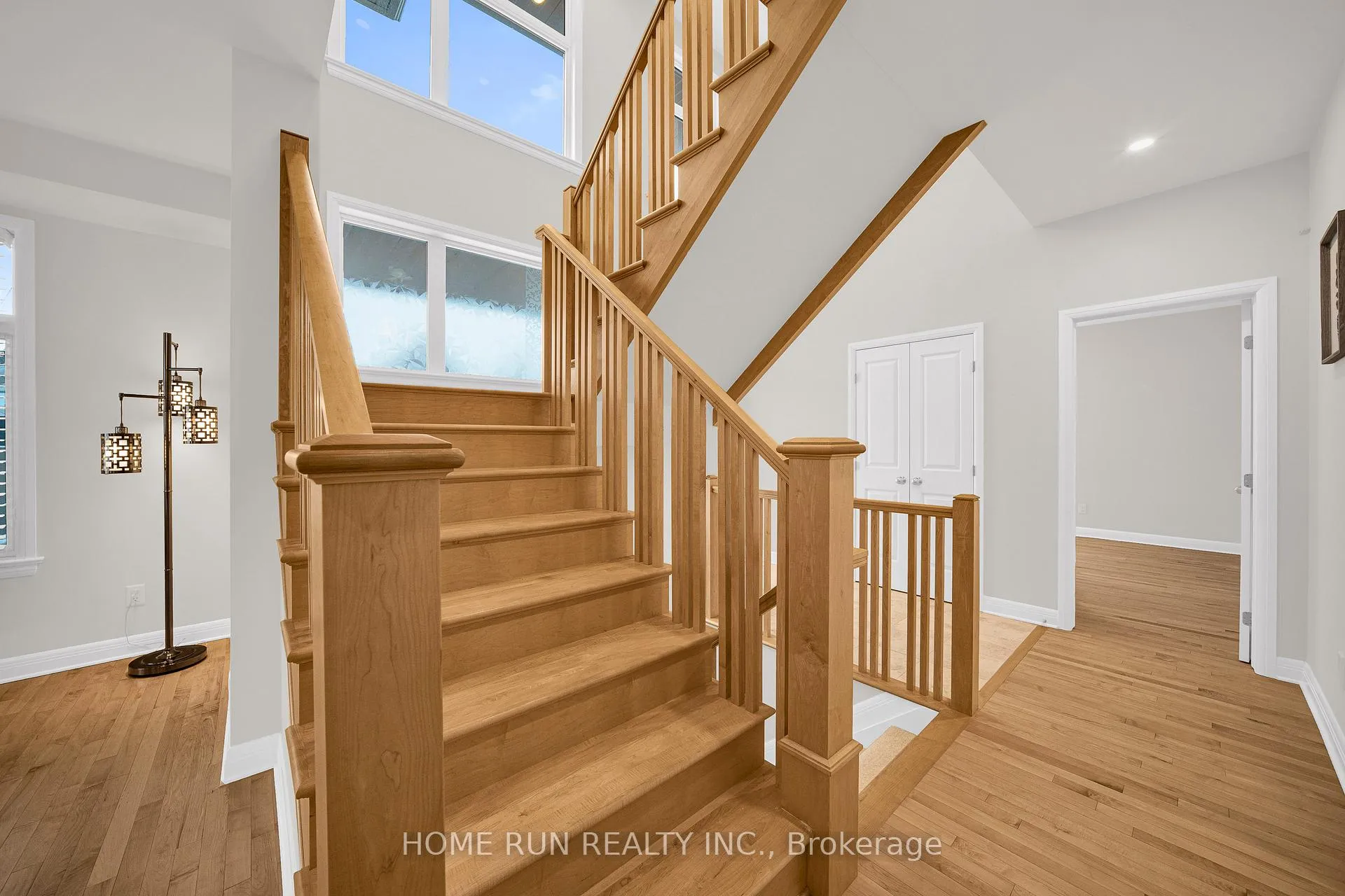 Photo 5 of 100 Lochhouse Walk, Ottawa, Barrhaven - Stonebridge — HOMEH