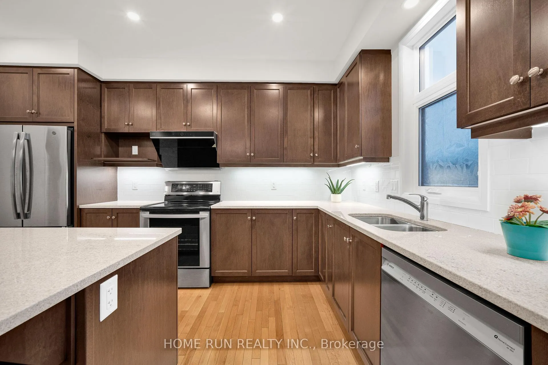 Photo 17 of 100 Lochhouse Walk, Ottawa, Barrhaven - Stonebridge — HOMEH