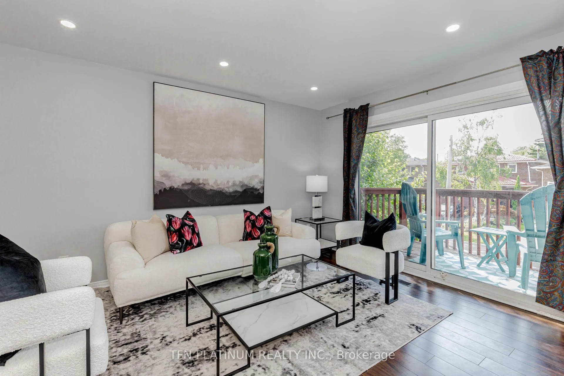 Photo 7 of 36 Tanager Square, Brampton, Heart Lake West — HOMEH