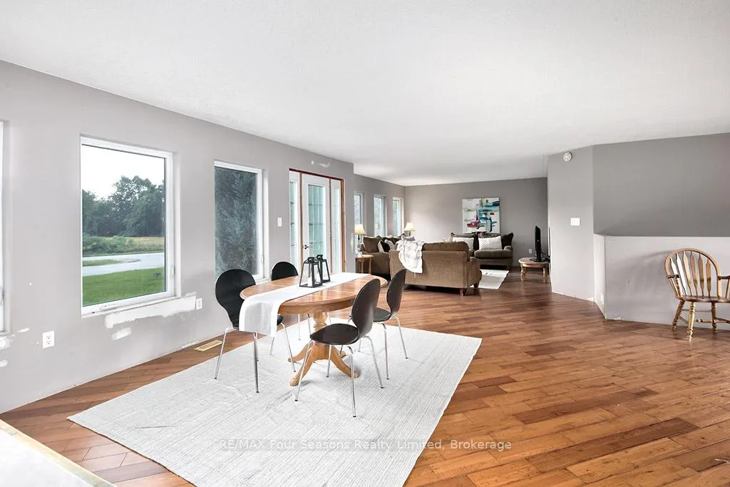 Photo 3 of 98 George Street, Clearview, Creemore — HOMEH