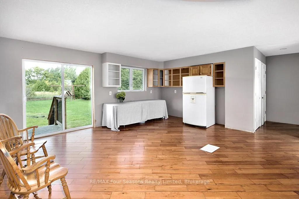 Photo 15 of 98 George Street, Clearview, Creemore — HOMEH