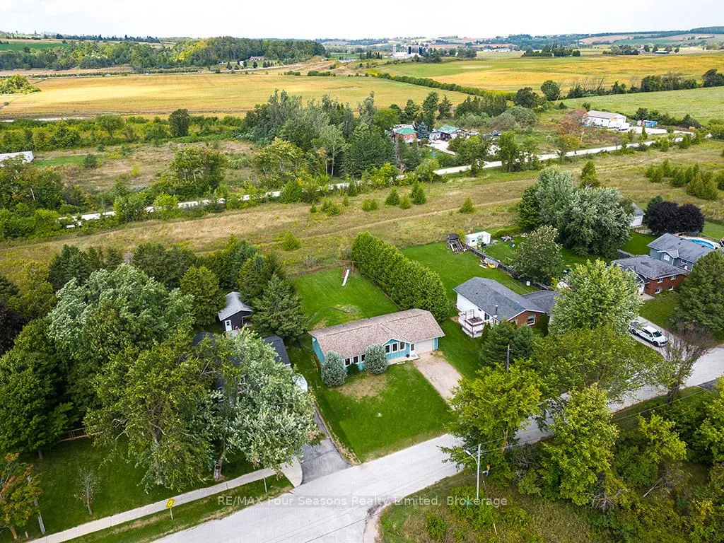 Photo 22 of 98 George Street, Clearview, Creemore — HOMEH