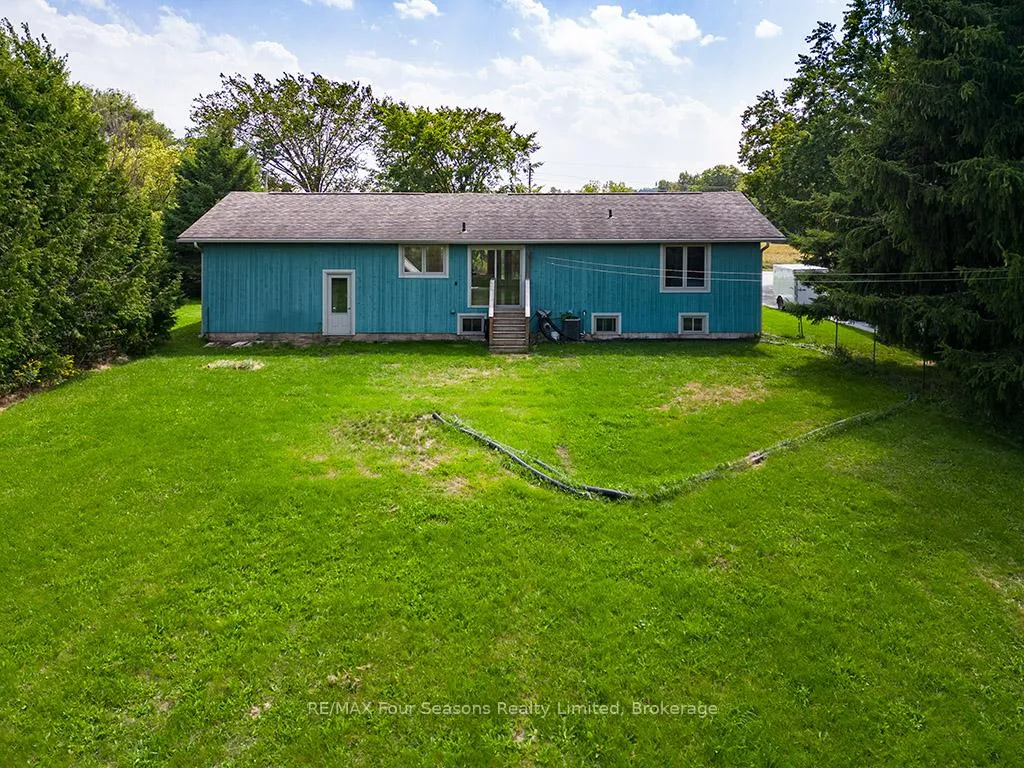 Photo 28 of 98 George Street, Clearview, Creemore — HOMEH