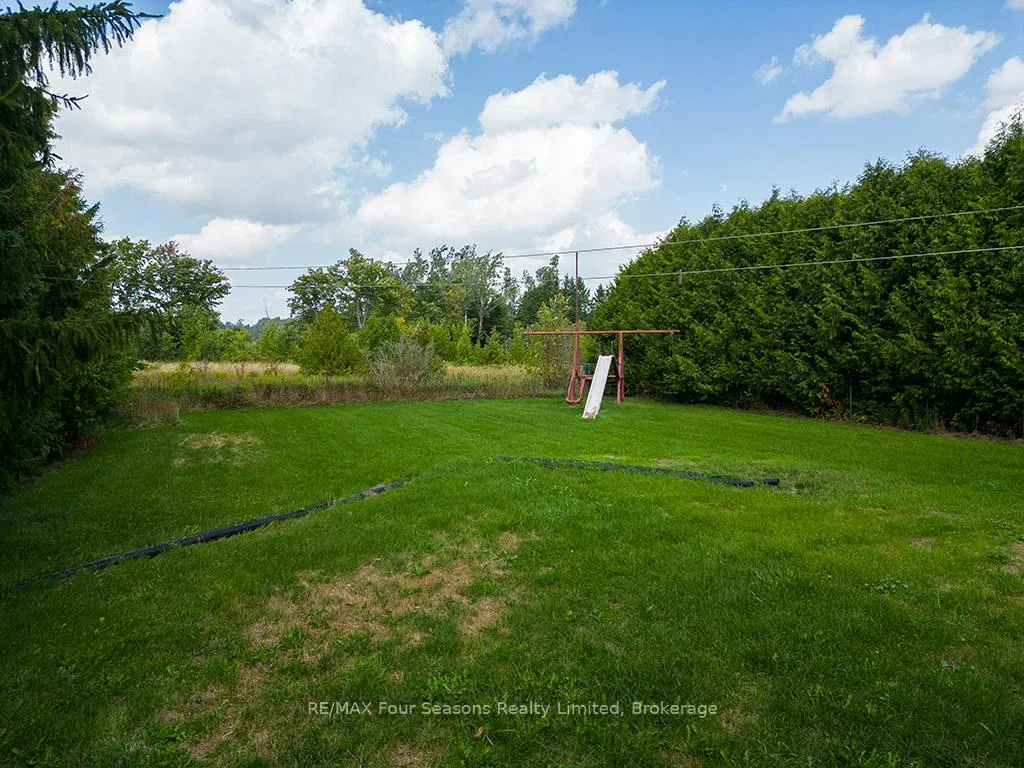 Photo 31 of 98 George Street, Clearview, Creemore — HOMEH