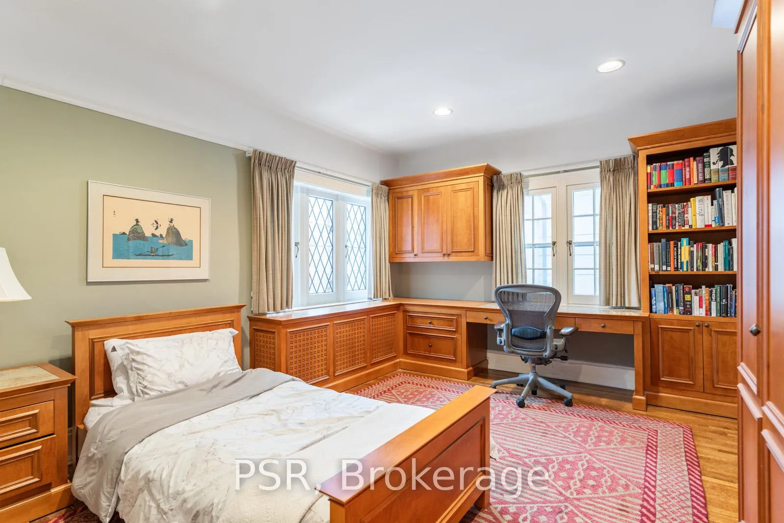 Photo 15 of 13 Old Forest Hill Road, Toronto, Forest Hill South — HOMEH