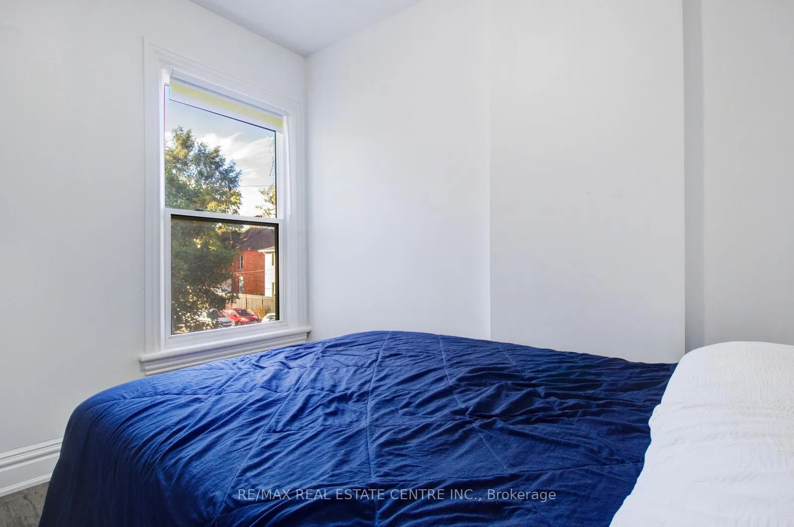 Photo 15 of 49 Wentworth #Upper Street, Hamilton, Butler — HOMEH