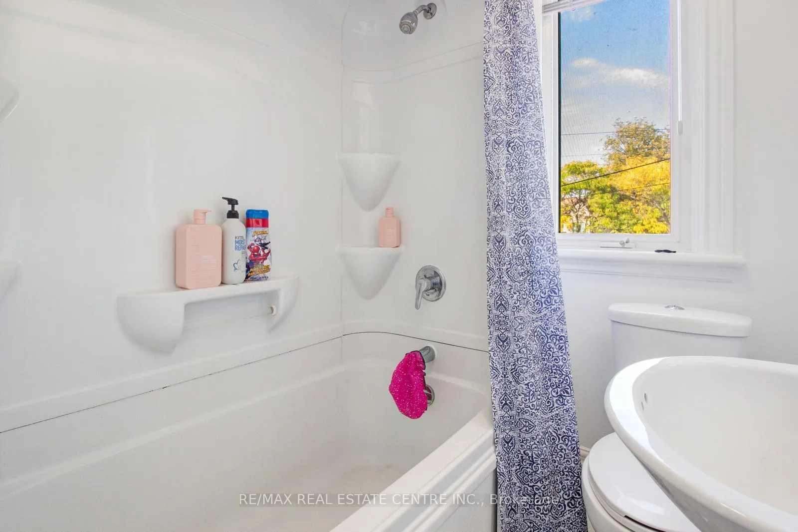 Photo 17 of 49 Wentworth #Upper Street, Hamilton, Butler — HOMEH