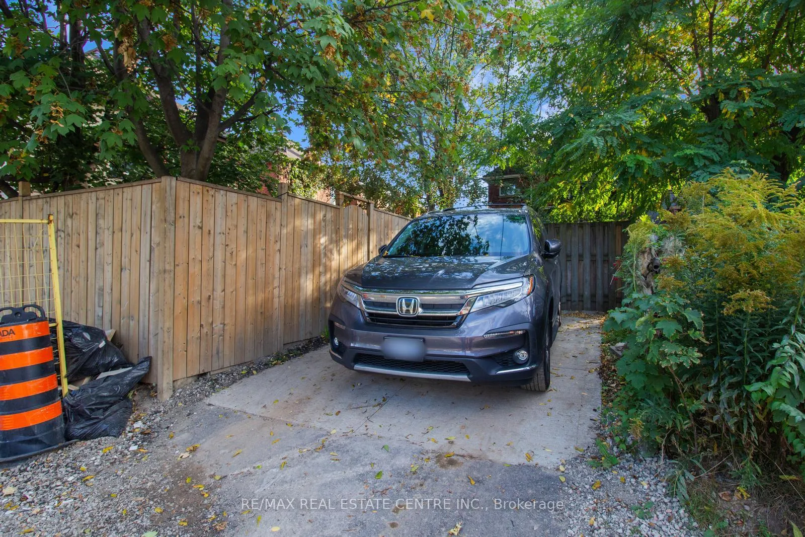 Photo 19 of 49 Wentworth #Upper Street, Hamilton, Butler — HOMEH