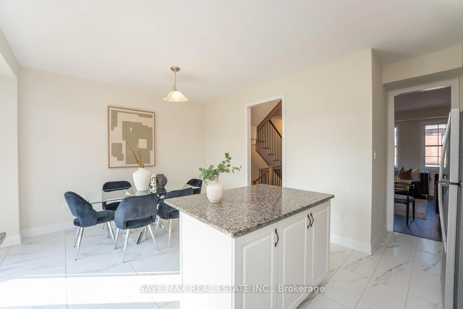 Photo 21 of 13 Kennisis Way, Vaughan, Maple — HOMEH