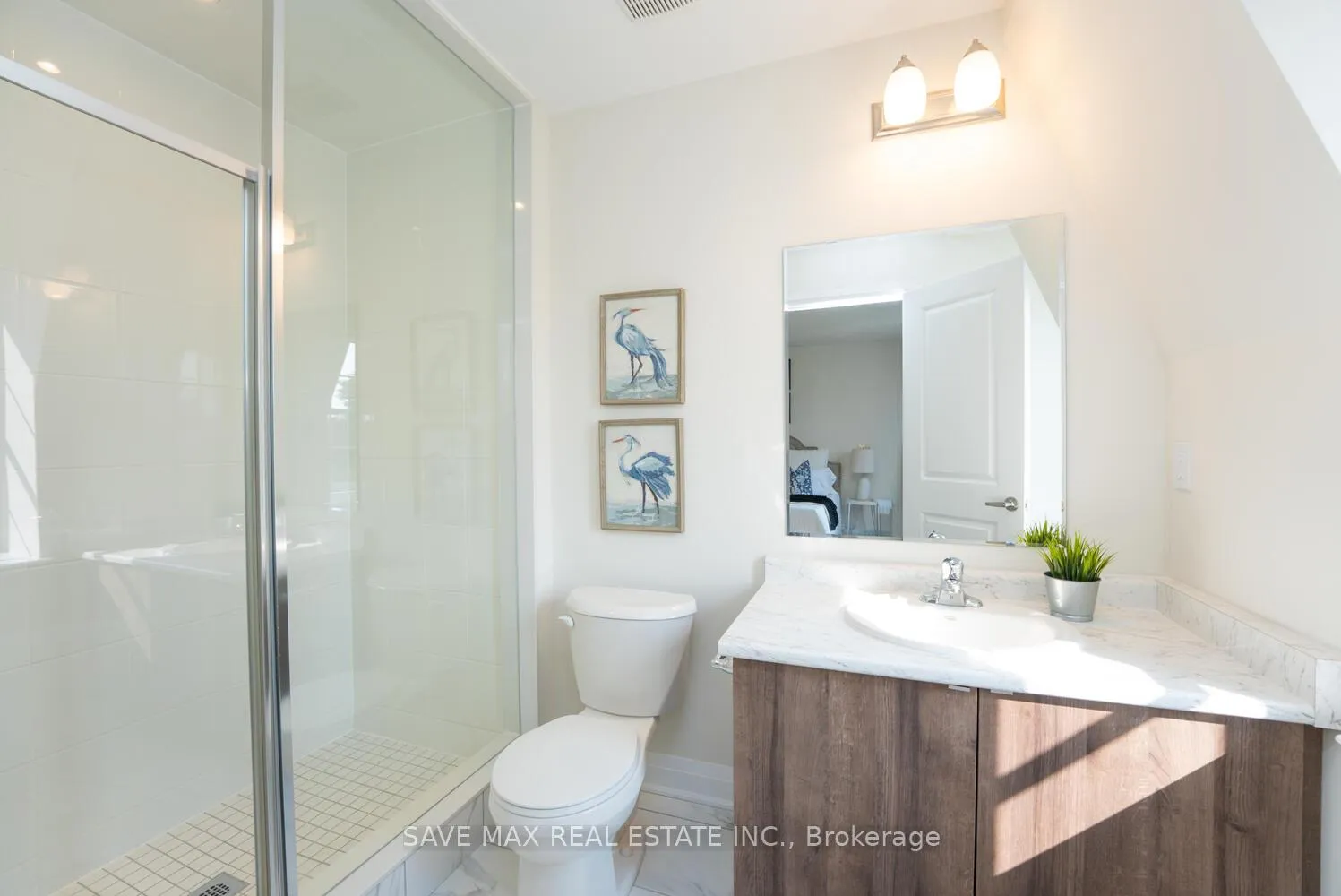Photo 34 of 13 Kennisis Way, Vaughan, Maple — HOMEH