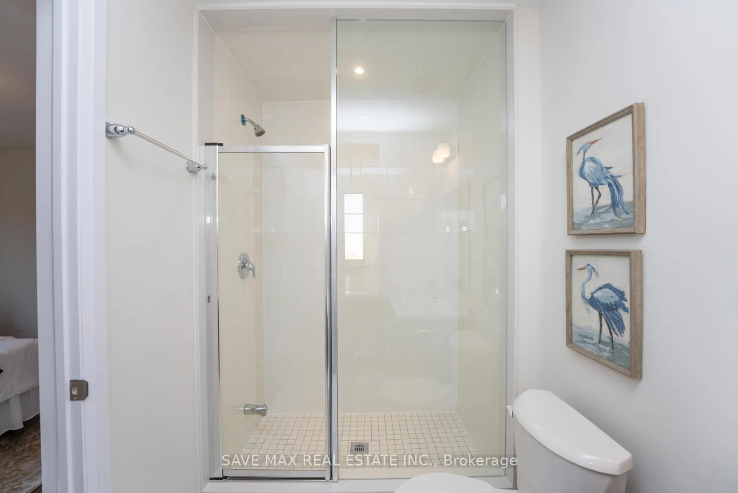 Photo 35 of 13 Kennisis Way, Vaughan, Maple — HOMEH
