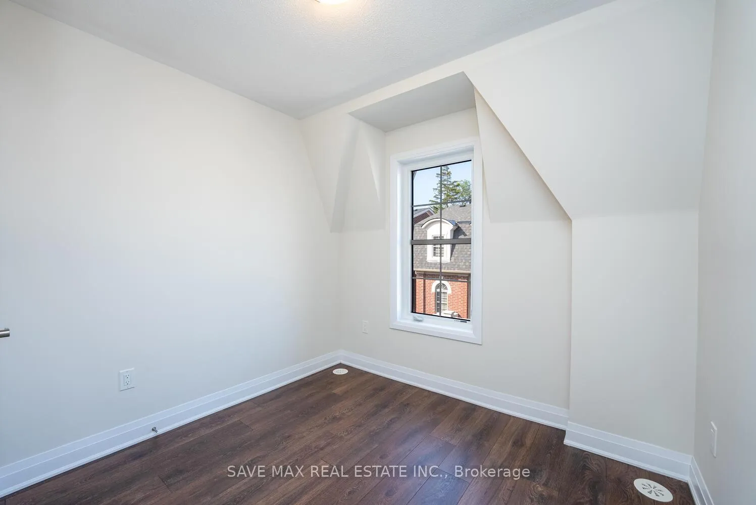 Photo 37 of 13 Kennisis Way, Vaughan, Maple — HOMEH