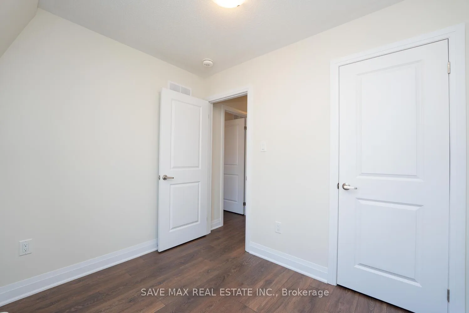Photo 38 of 13 Kennisis Way, Vaughan, Maple — HOMEH