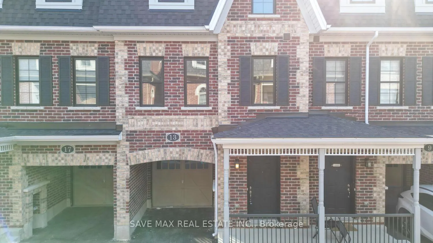 Photo 43 of 13 Kennisis Way, Vaughan, Maple — HOMEH