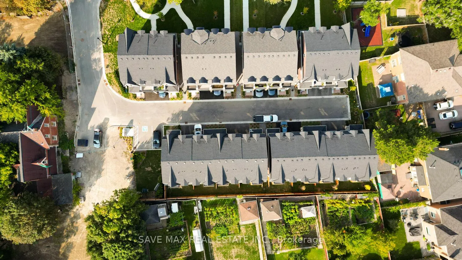 Photo 46 of 13 Kennisis Way, Vaughan, Maple — HOMEH