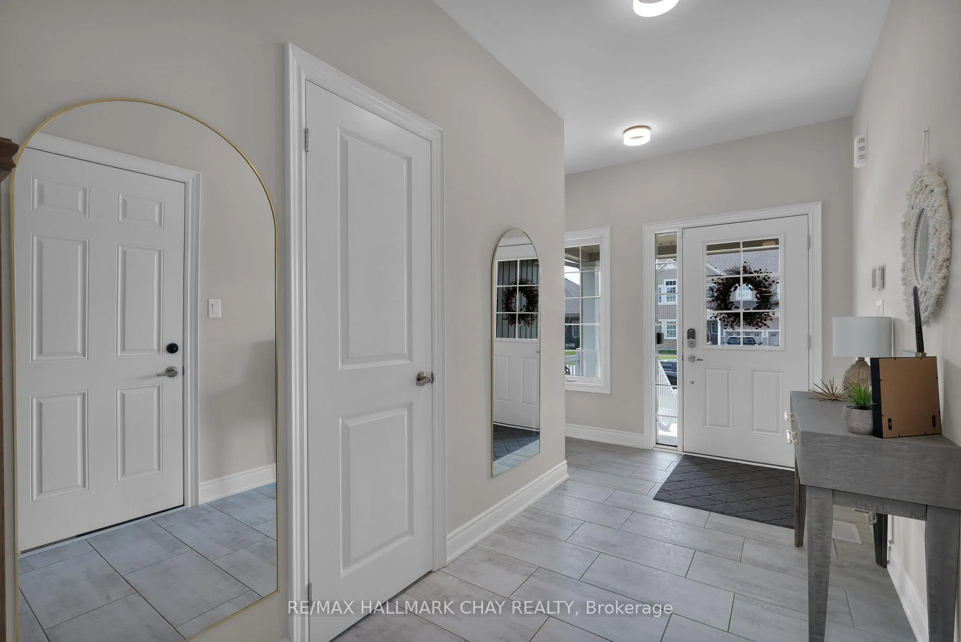 Photo 5 of 206 Prescott Drive, Clearview, Stayner — HOMEH