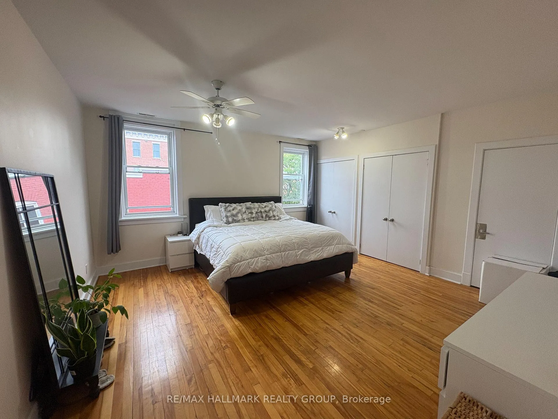 Photo 4 of Unit 4, 135 Murray Street, Ottawa, Lower Town/Byward Market — HOMEH