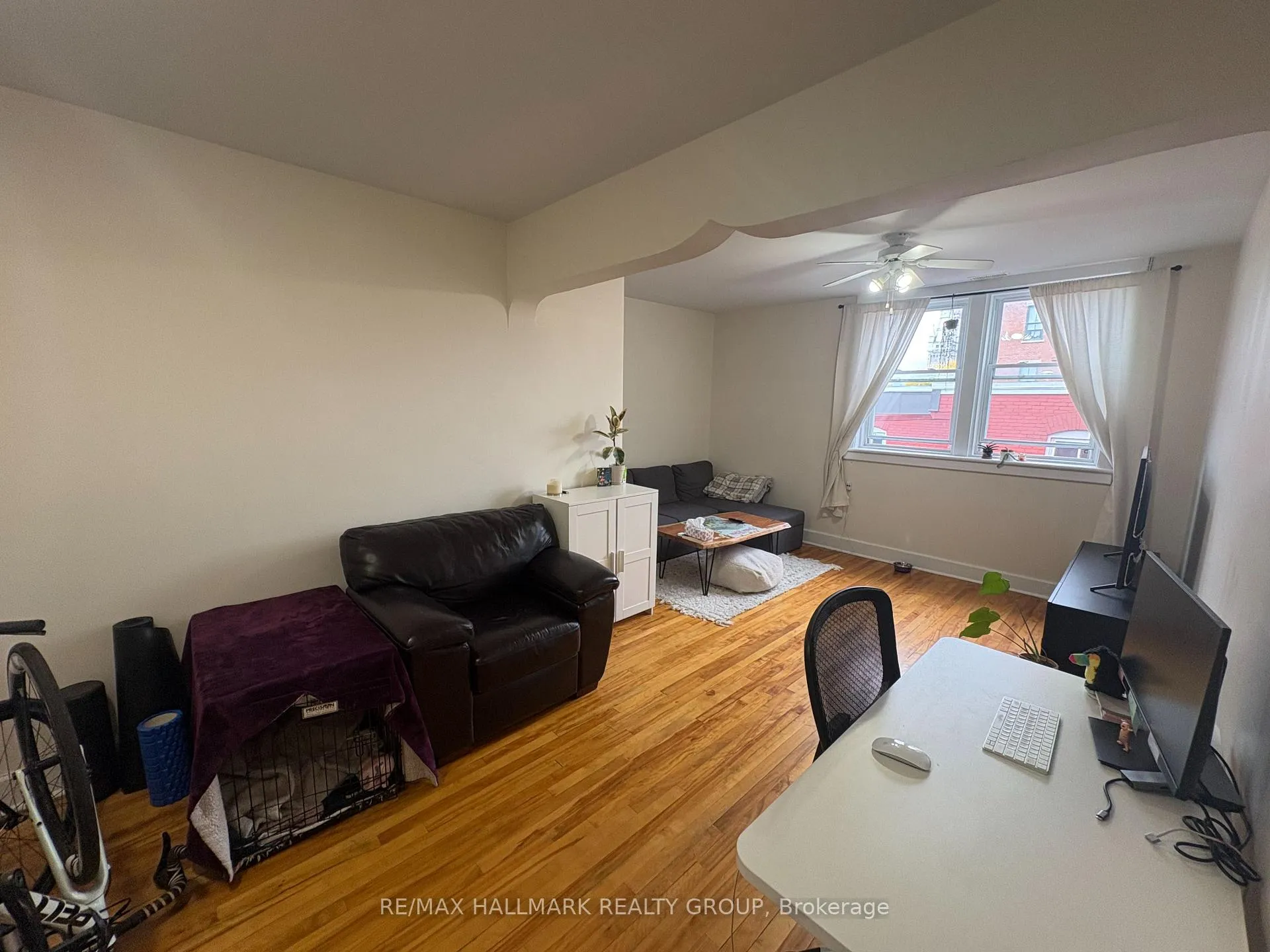 Photo 6 of Unit 4, 135 Murray Street, Ottawa, Lower Town/Byward Market — HOMEH
