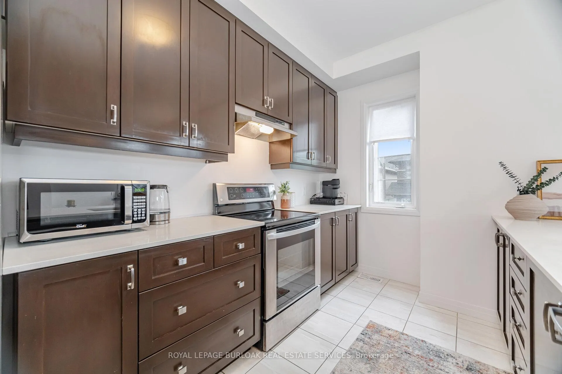 Photo 14 of Unit 69, 30 Times Square Boulevard, Hamilton, Stoney Creek — HOMEH