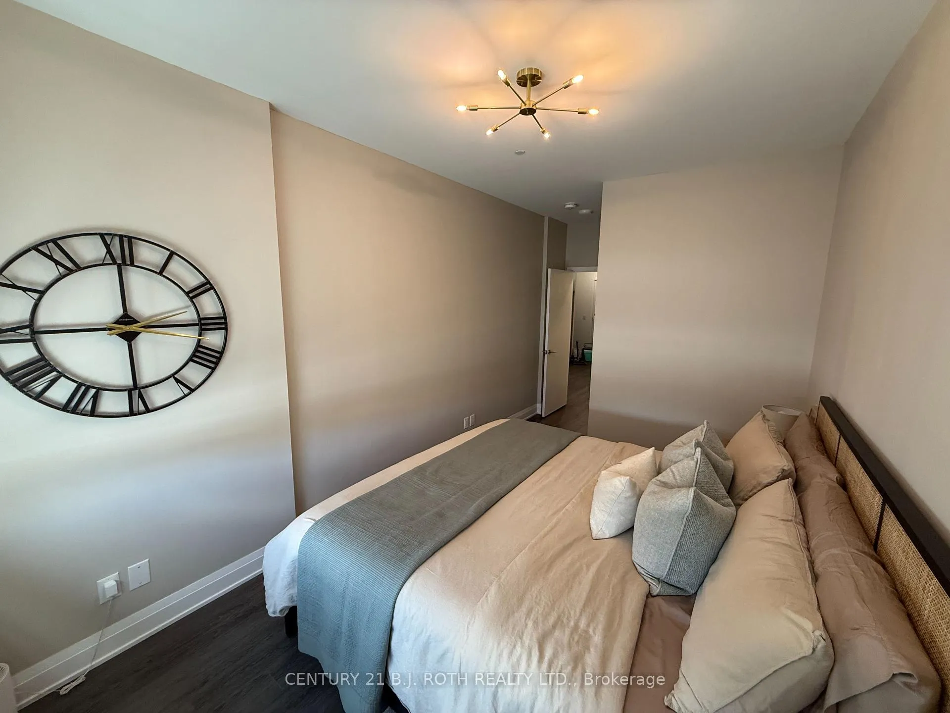 Photo 13 of Unit 104, 681 Yonge Street, Barrie, Painswick South — HOMEH