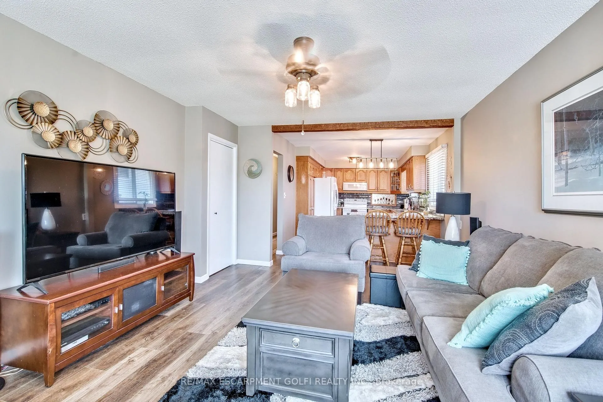 Photo 7 of 165 Woodrow Street, St. Catharines, Secord Woods — HOMEH