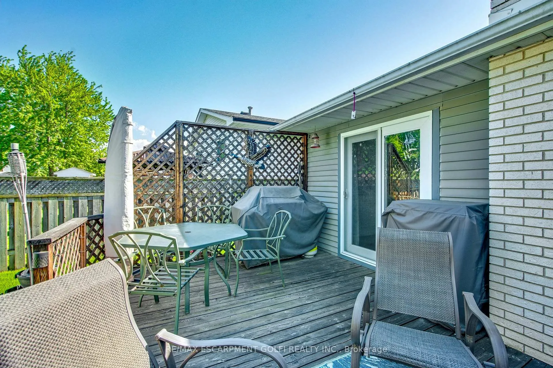 Photo 32 of 165 Woodrow Street, St. Catharines, Secord Woods — HOMEH