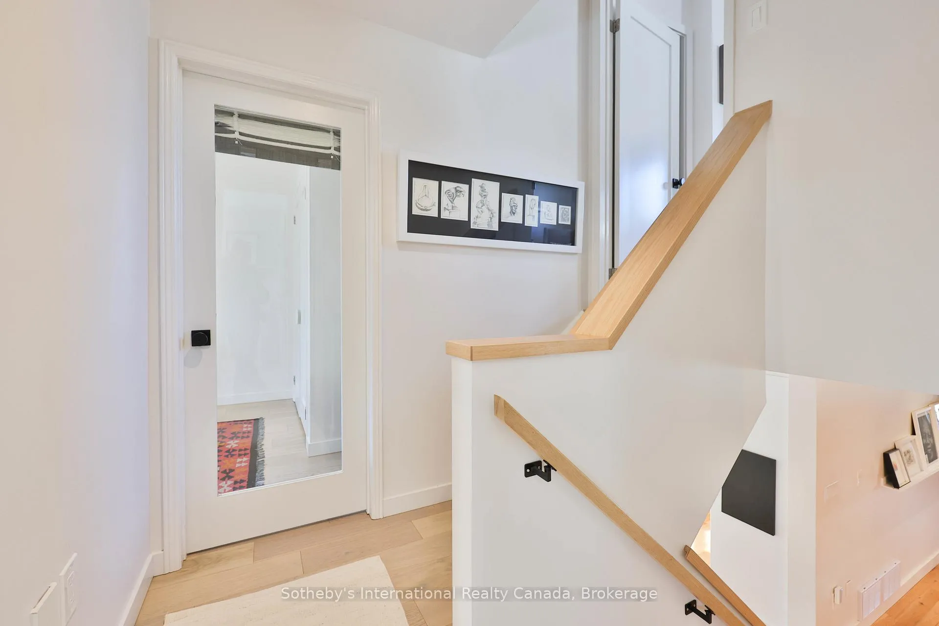 Photo 26 of 4 Fenton Drive, Hamilton, Waterdown — HOMEH