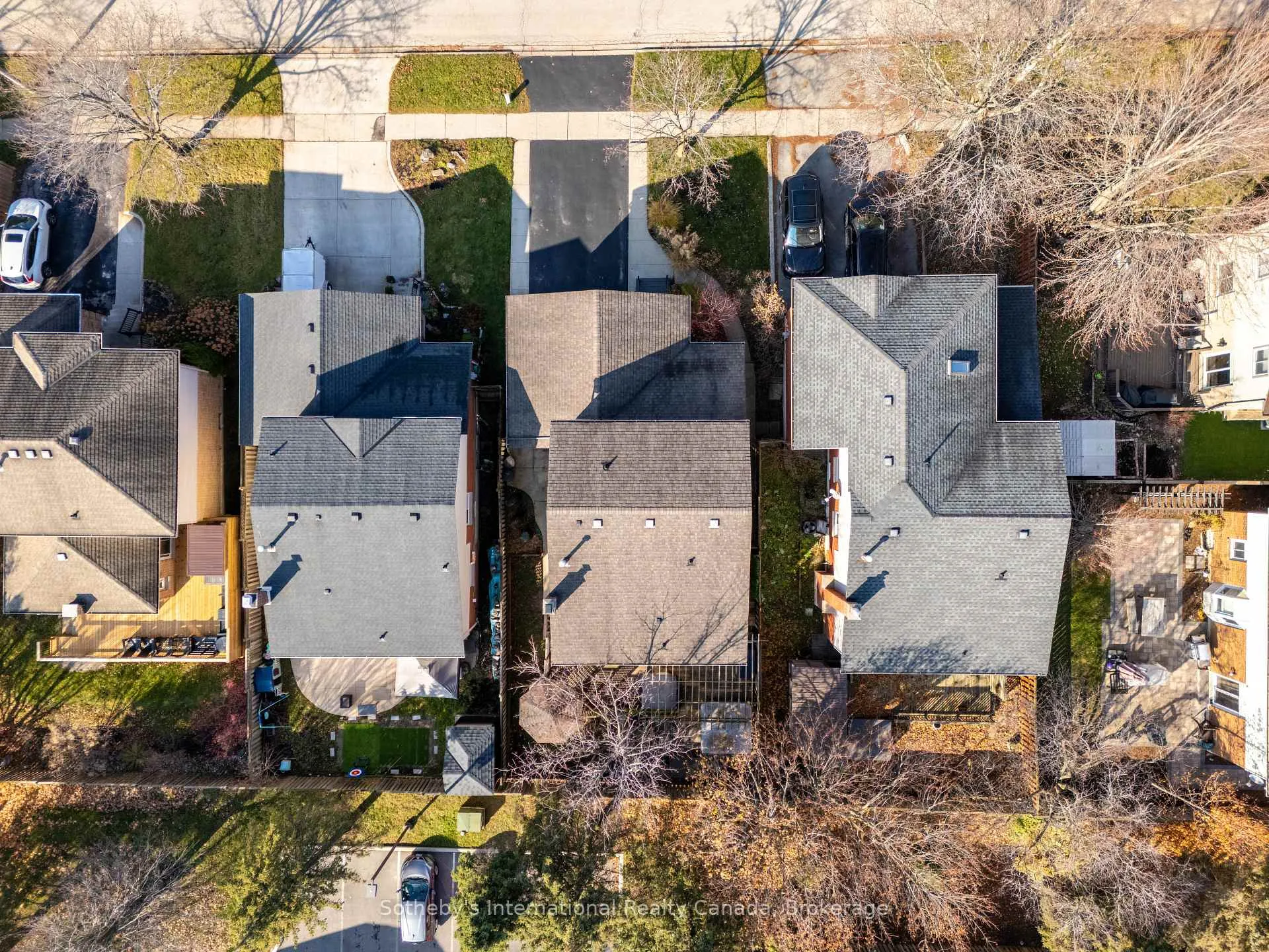 Photo 49 of 4 Fenton Drive, Hamilton, Waterdown — HOMEH