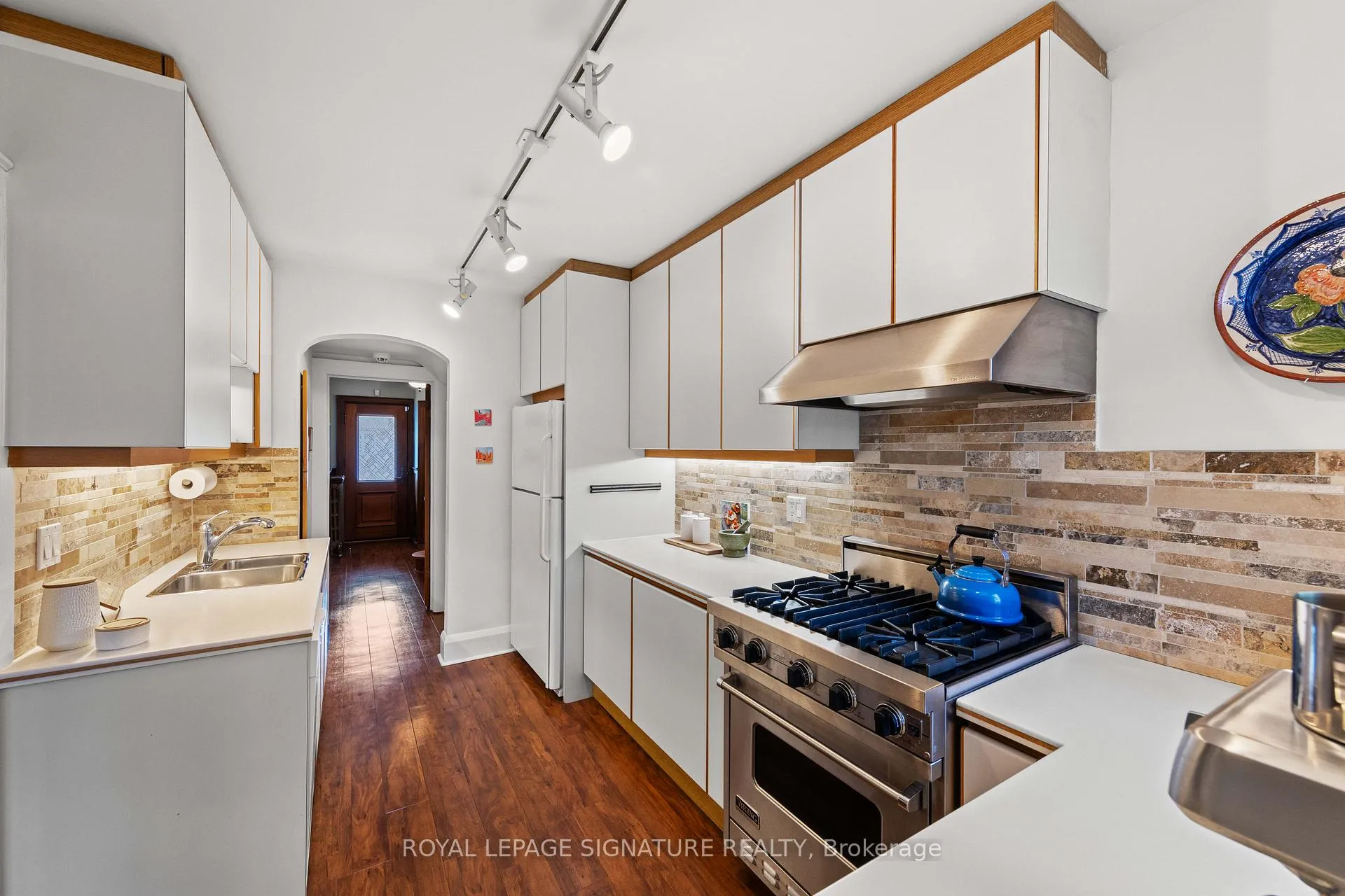 Photo 13 of 28 Bowood Avenue, Toronto, Lawrence Park North — HOMEH