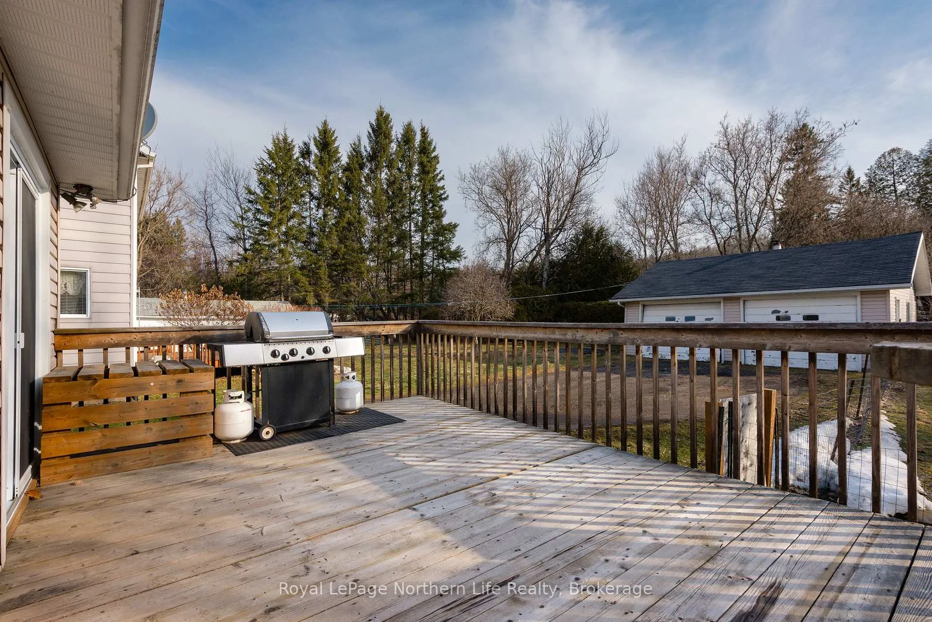 Photo 39 of 374 Bridge Avenue, Powassan — HOMEH