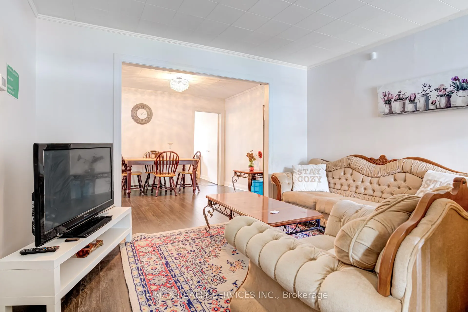 Photo 5 of 800 Roxborough Avenue, Hamilton, McQuesten — HOMEH