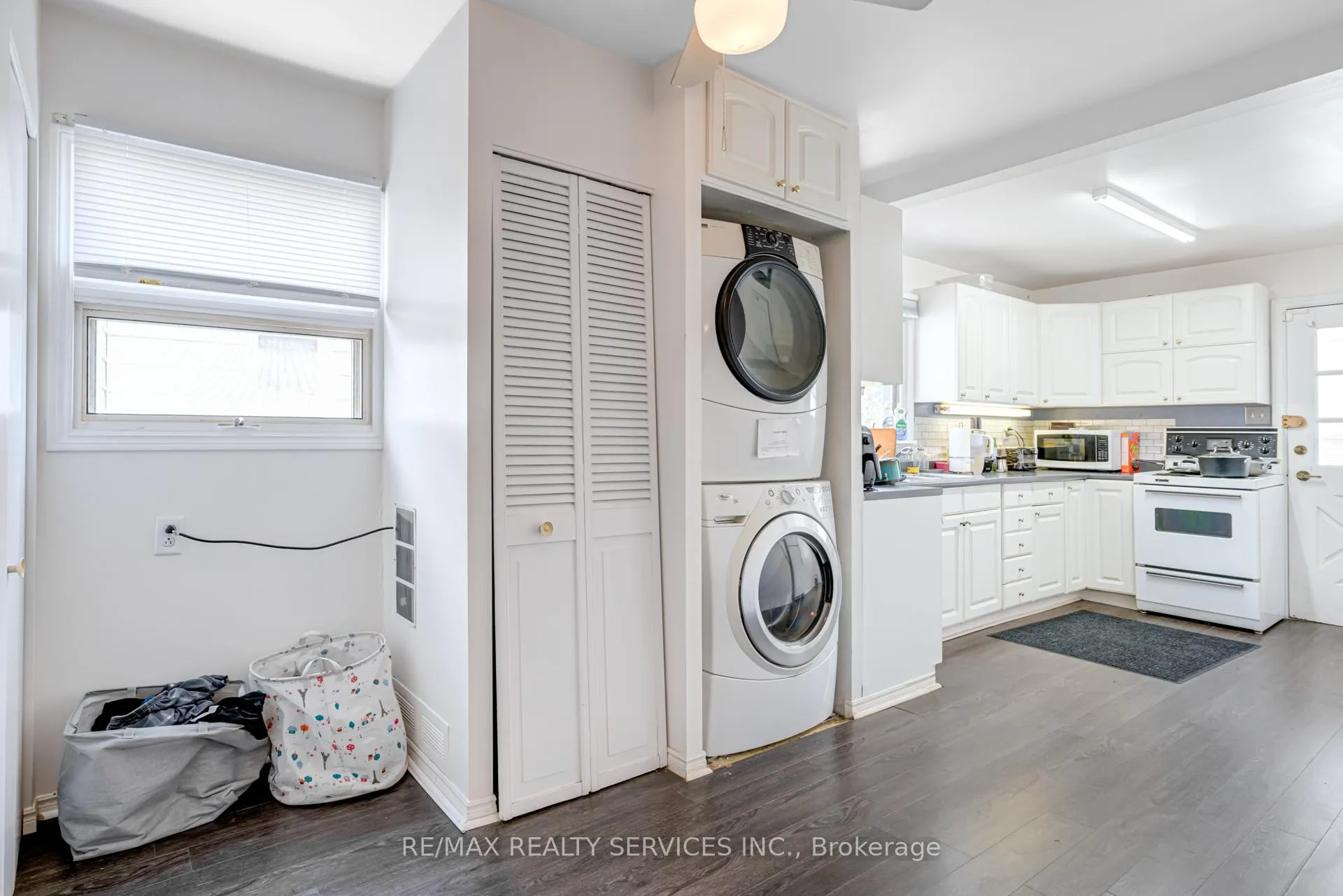 Photo 11 of 800 Roxborough Avenue, Hamilton, McQuesten — HOMEH