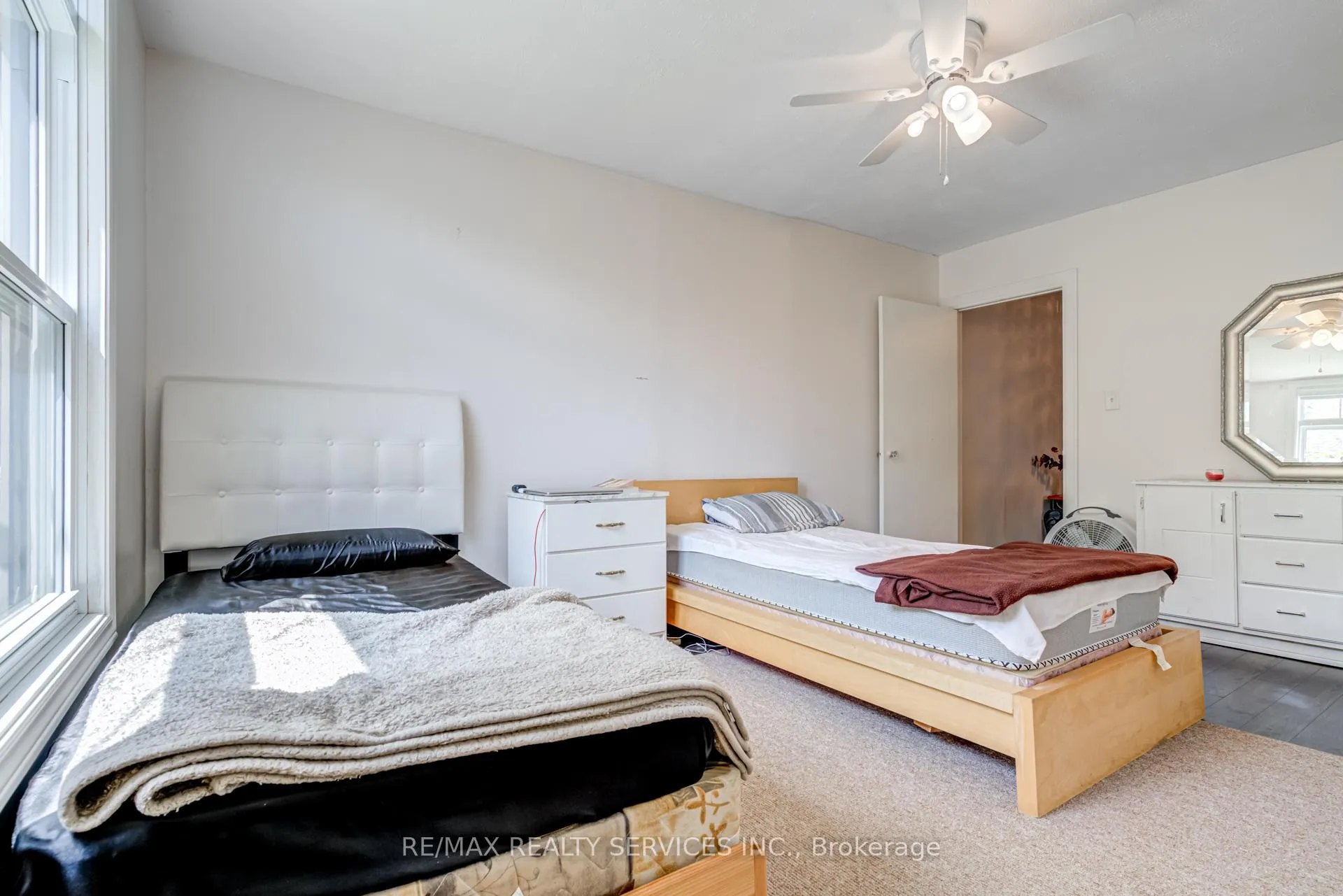 Photo 17 of 800 Roxborough Avenue, Hamilton, McQuesten — HOMEH