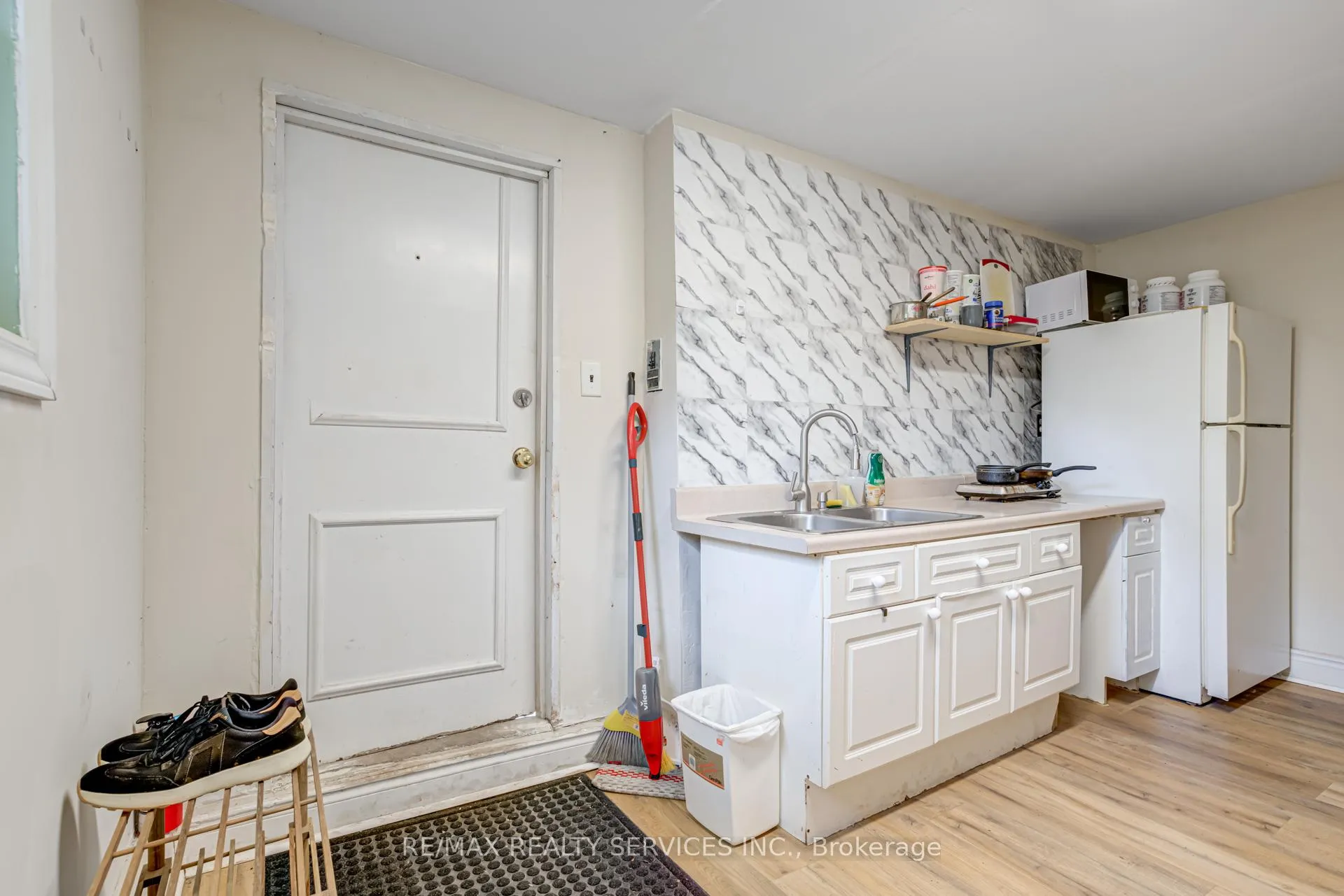 Photo 23 of 800 Roxborough Avenue, Hamilton, McQuesten — HOMEH