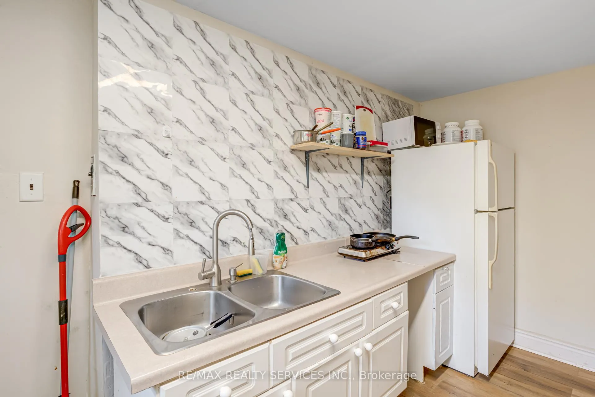 Photo 30 of 800 Roxborough Avenue, Hamilton, McQuesten — HOMEH